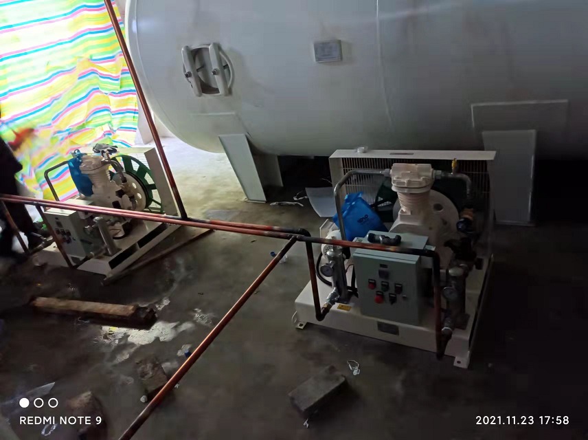 10立方医用制氧机双机组安装现场